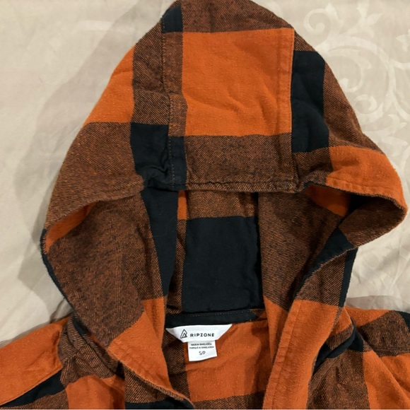 Zipzone hooded flannel - Picture 2 of 3